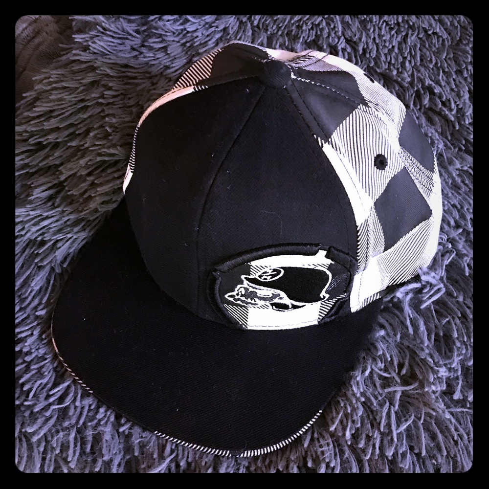 ⏹❌❌❎SOLD‼️❎❌❌☠️Men’s  Metal Mulisha Snap back
